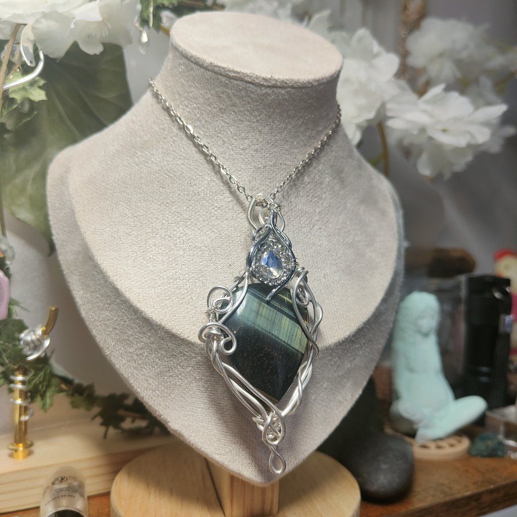Tes bijoux ,c'est du fer ? 