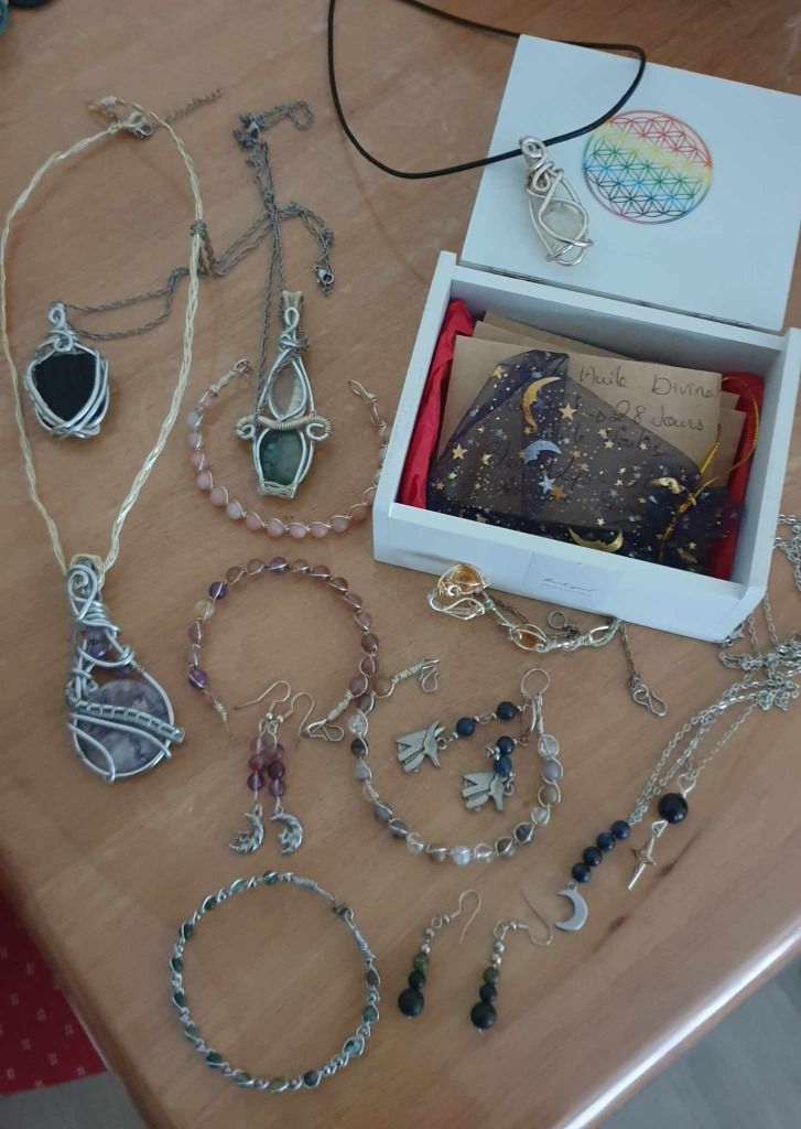 Les box et créations sur mesure de melkonie . Merci de tout tes partages
