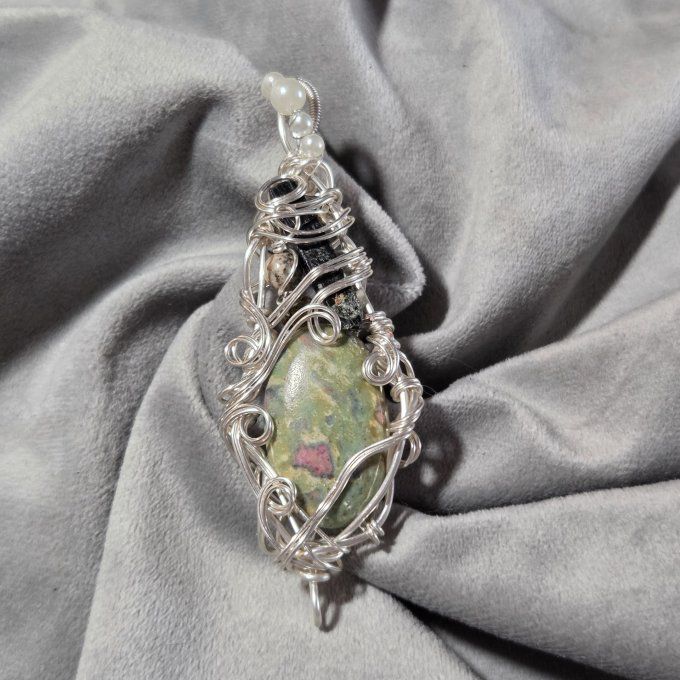 New -Amulette Heka