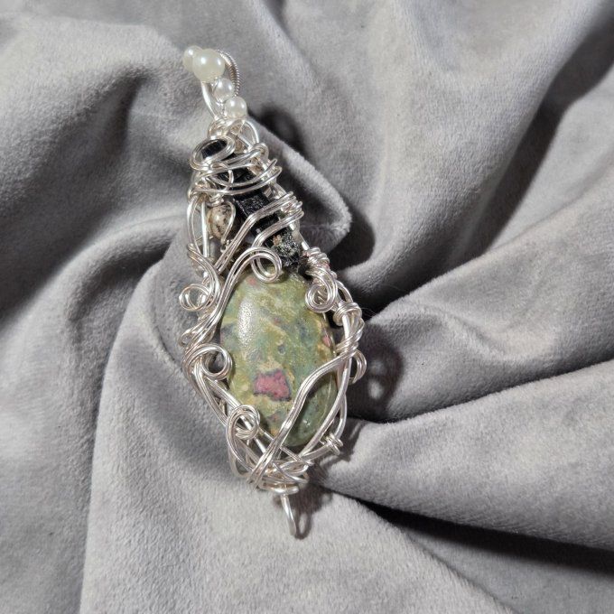 New -Amulette Heka