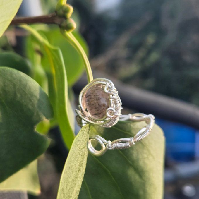 Pierre de soleil Lattice Noire- Bague ajustable  