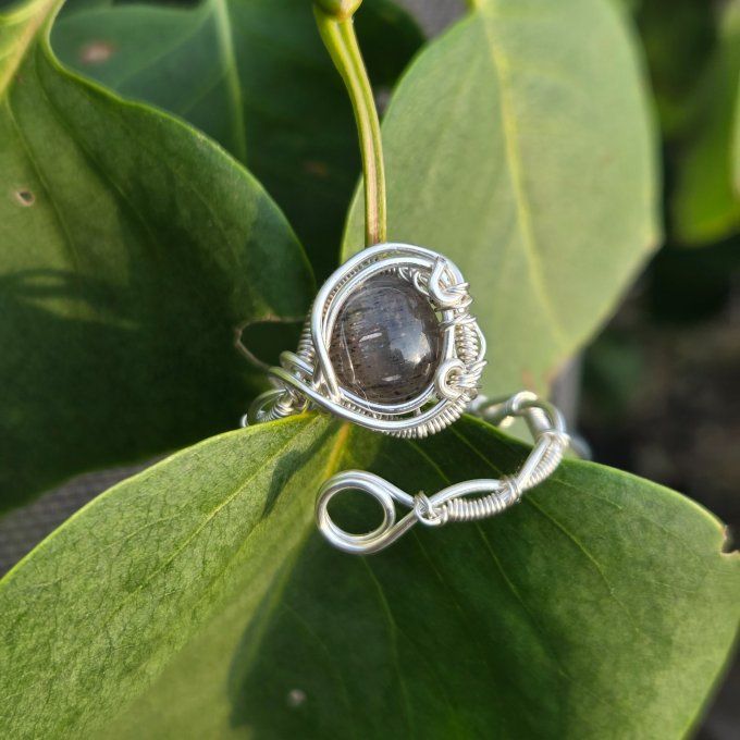 Pierre de soleil Lattice Noire- Bague ajustable  
