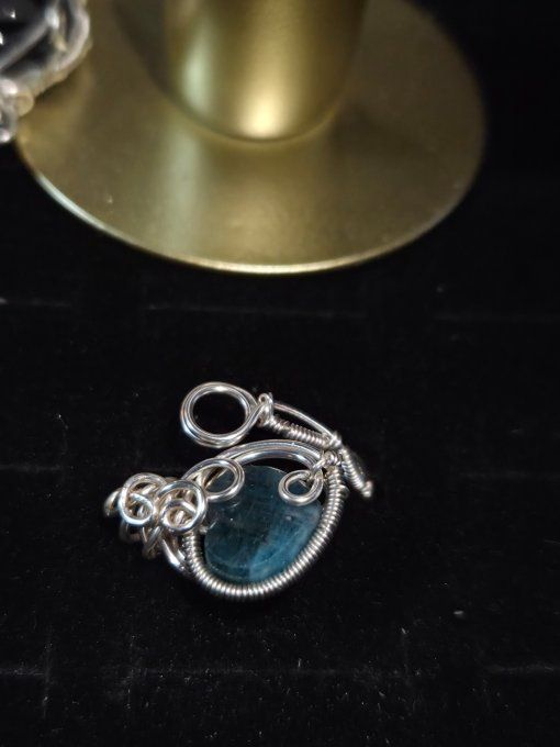 Bague Ajustable En Apatite Bleue – Communication & Clarté  