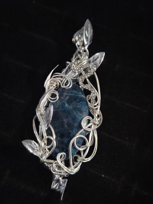 Amulette Argent En Apatite Bleue – Pierre De Communication & Clarté