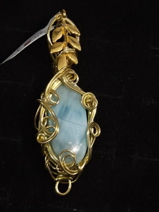 Pendentif amulette Larimar ✨