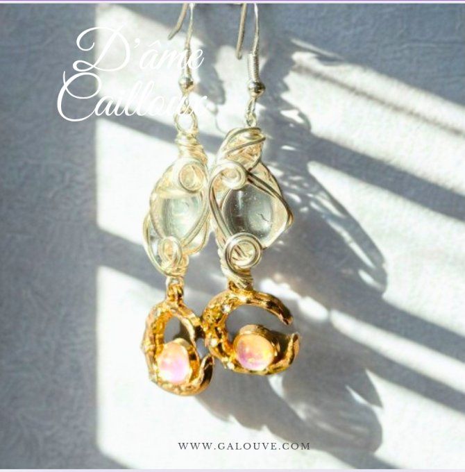 Boucle lune cristal de roche 