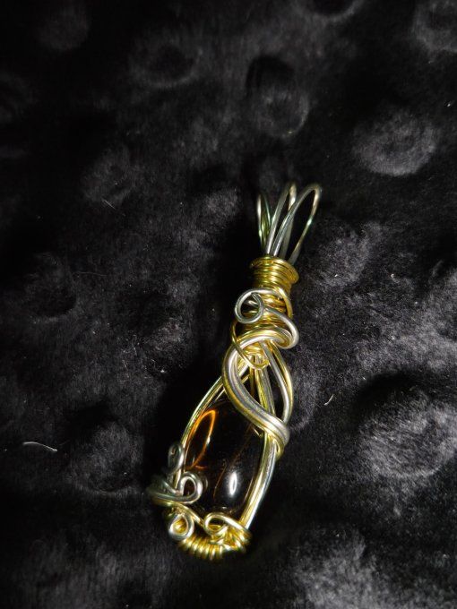 Pendentif Quartz Fumé – Clarté, Équilibre & Libération