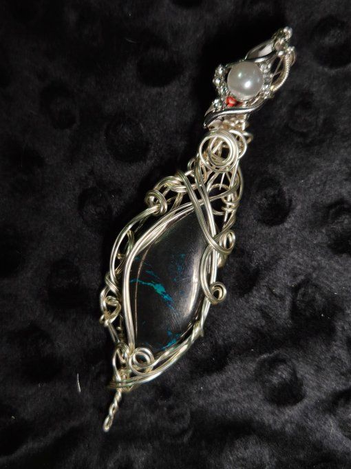 Pendentif Azurite – Clarté, Sérénité & Concentration