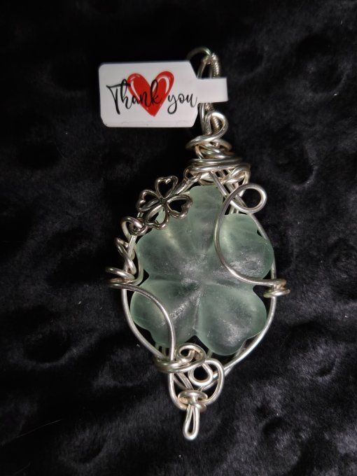 Amulette trèfle Fluorite Verte