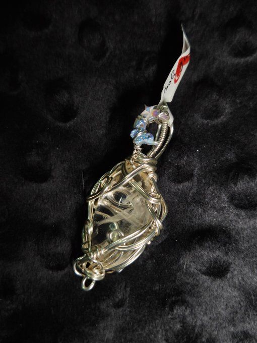 Amulette Cristal de roche -Énergie, Clarté et Harmonie  