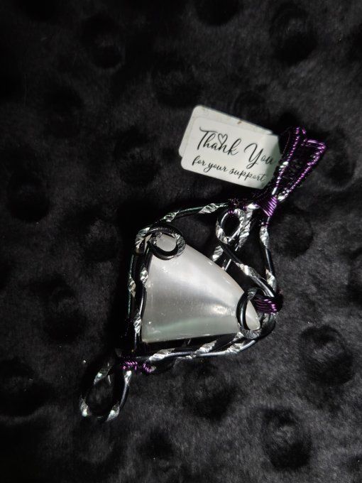 Amulette Selenite ✨ Purification, Sérénité et Harmonie