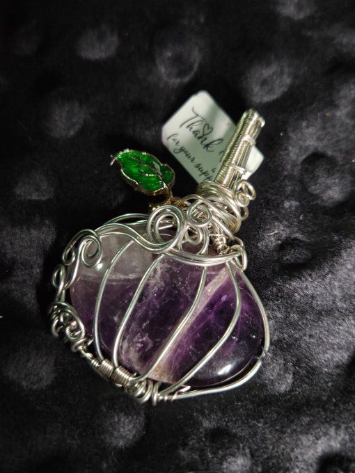 Amulette Améthyste chevron Citrouille ✨