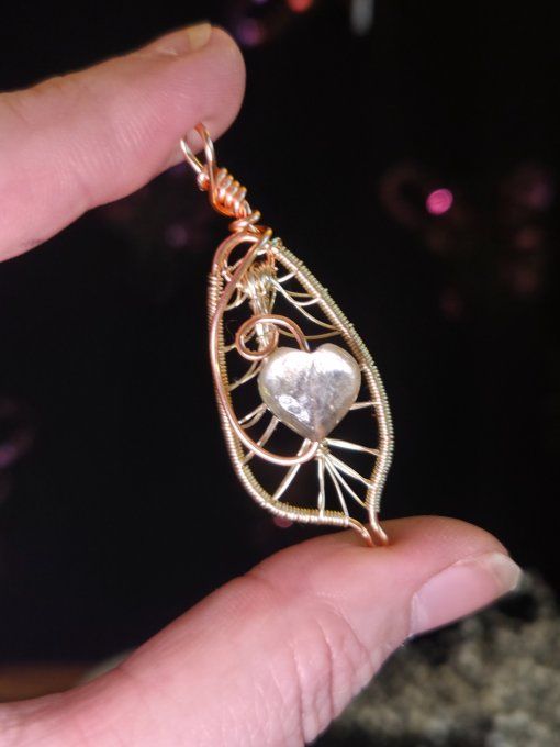 Amulette mica -Lepidolite dorée