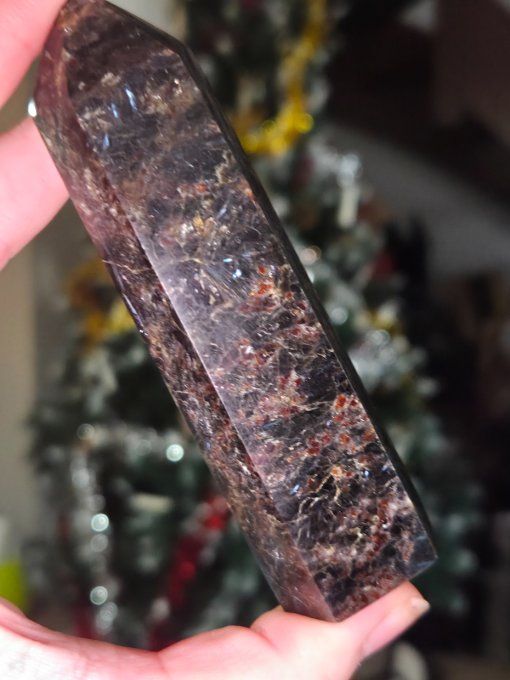 Obélisque – Tour En Arfvedsonite – Manifestation & Force  