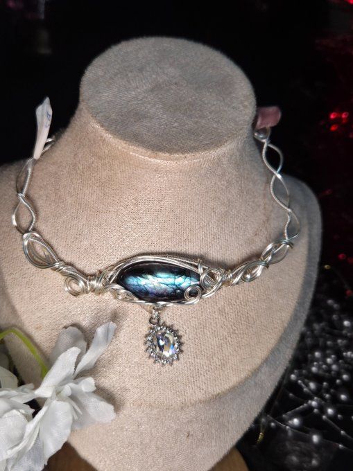 Constellation de Cassiopée : collier Labradorite Bleu