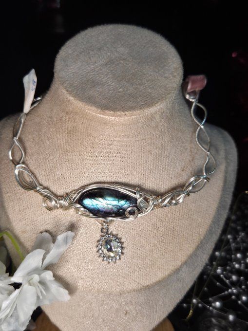 Constellation de Cassiopée : collier Labradorite Bleu