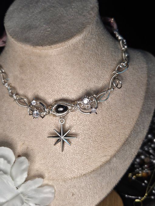 Constellation du Cygne : collier modulable Diopside black star 