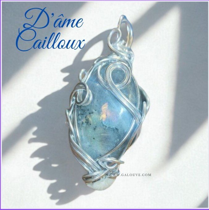 Labradorite rose violet bleu