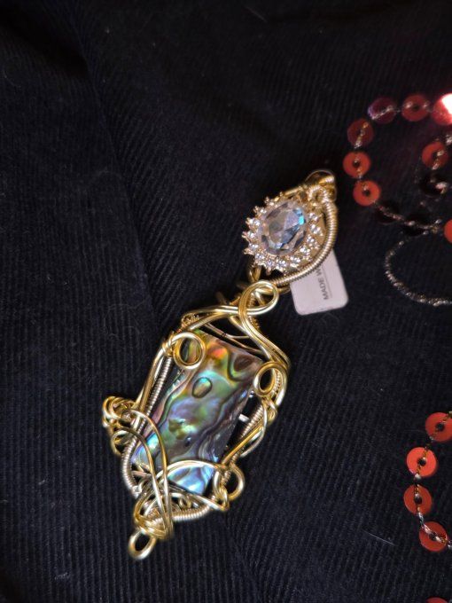 Amulette Ormeau abalone & Or