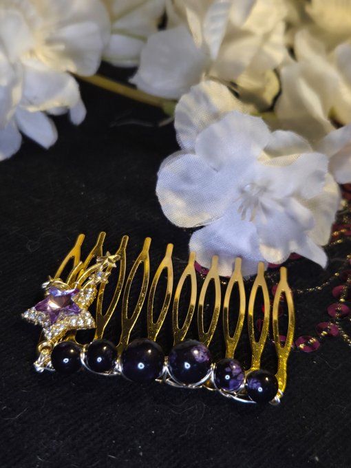 Pic ou peigne a chignon 