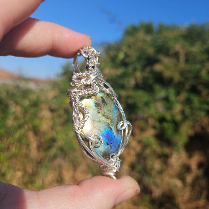Labradorite serpentine