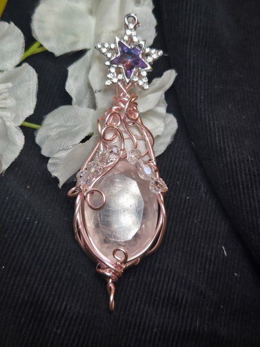 Amulette Quartz Rose à Facette- Fleur d’etoile 