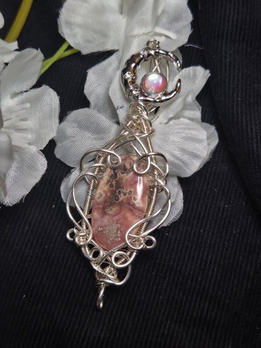 Pendentif Lunaire Rhodochrosite – Apaisement, Sérénité & Protection