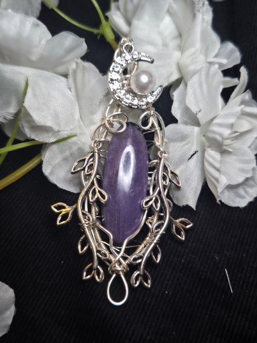 Pendentif lune ✨ Charoïte - Transformation & Libération ✨