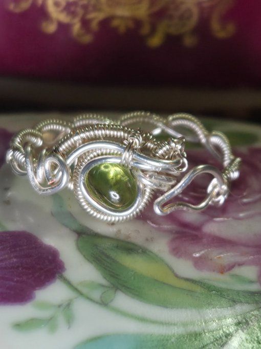 Bague péridot /olivine : paix ,protection & chance.
