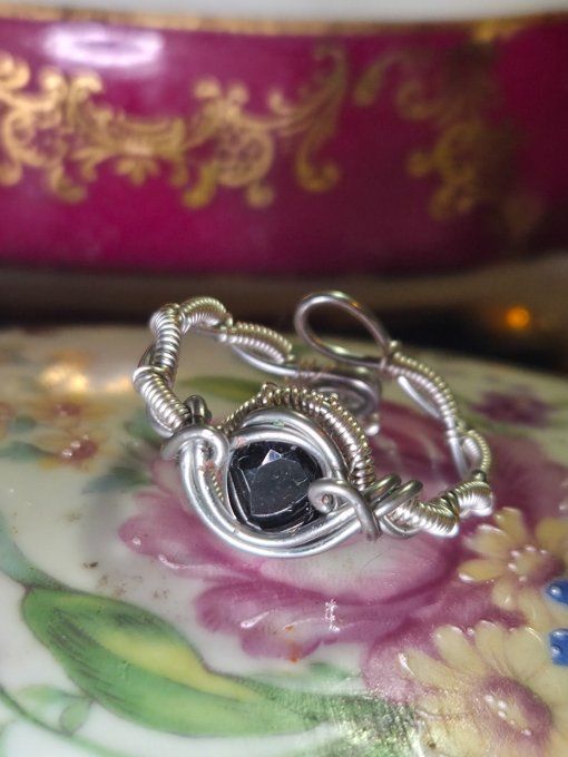 Bague spinelle noir Ajustable 