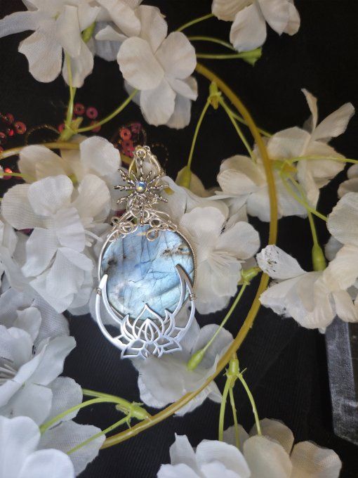 Triple lune ciel de brume : Labradorite 