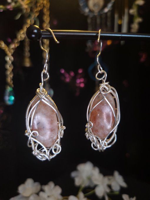 Boucles d’Oreilles Pierre de Soleil – Joie & Vitalité