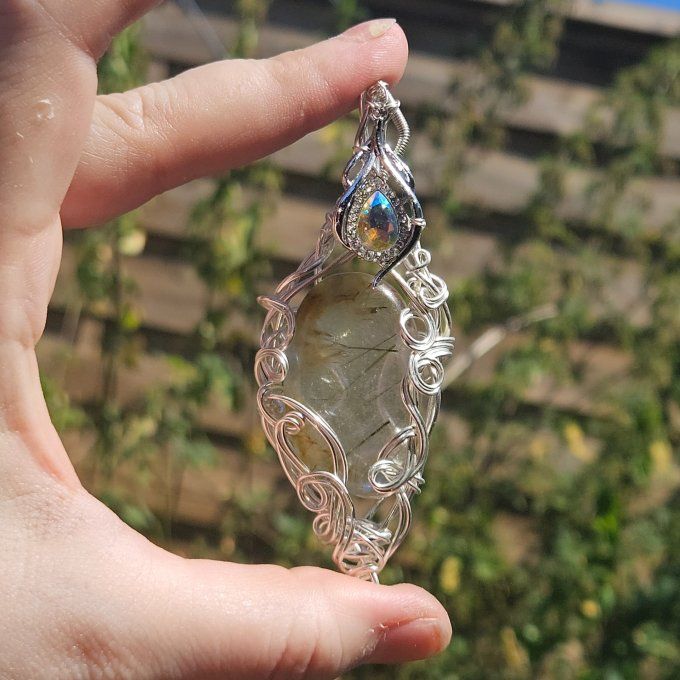 Quartz Rutile (cheveux d'ange ) 