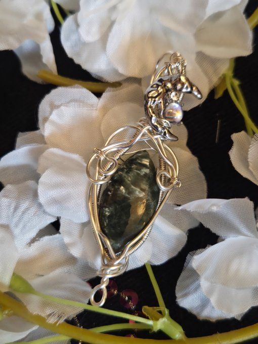 Seraphinite✨ Amulette - petite lune