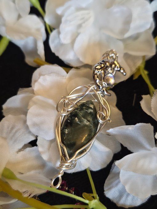 Seraphinite✨ Amulette - petite lune