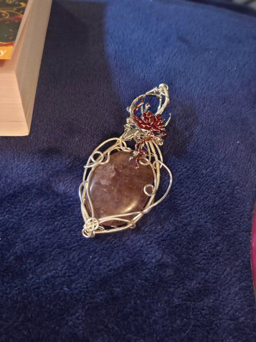 Amulette Quartz Fraise -Amour & Paix