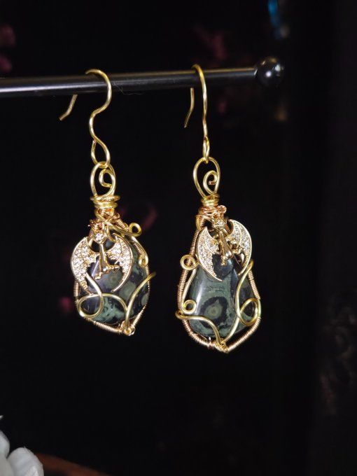 Boucle jaspe kambaba lune d'or 