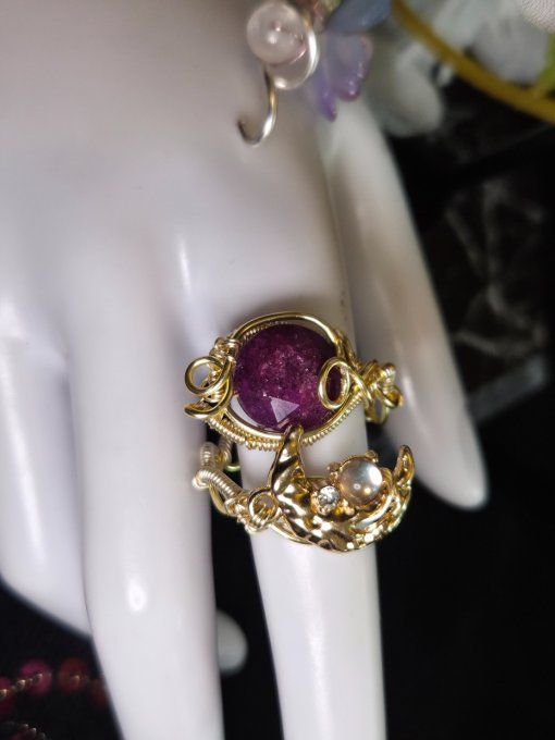 Bague Sugilite Lune  :Paix Intérieure &  Delivrance 