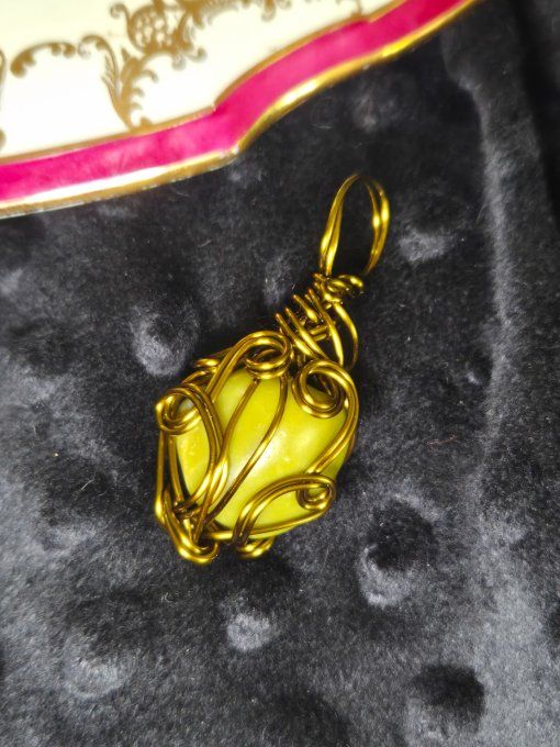 Pomme poison– Opale Verte- Prospérité et jeunesse 