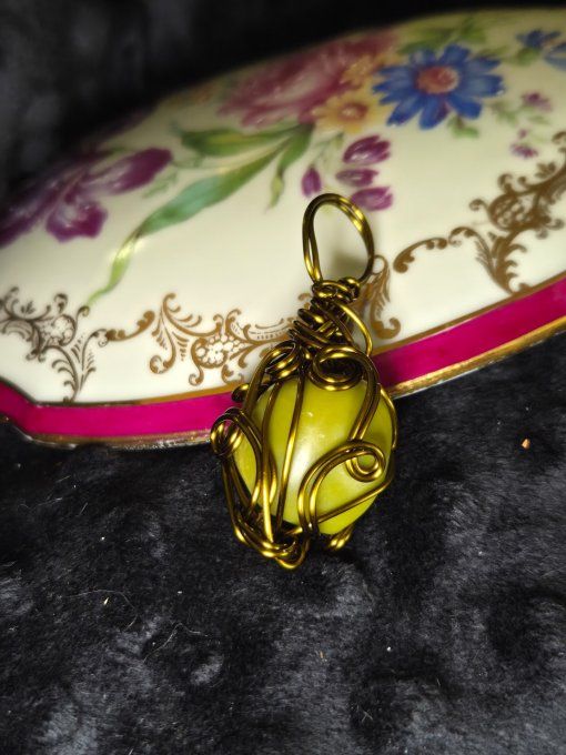 Pomme poison– Opale Verte- Prospérité et jeunesse 