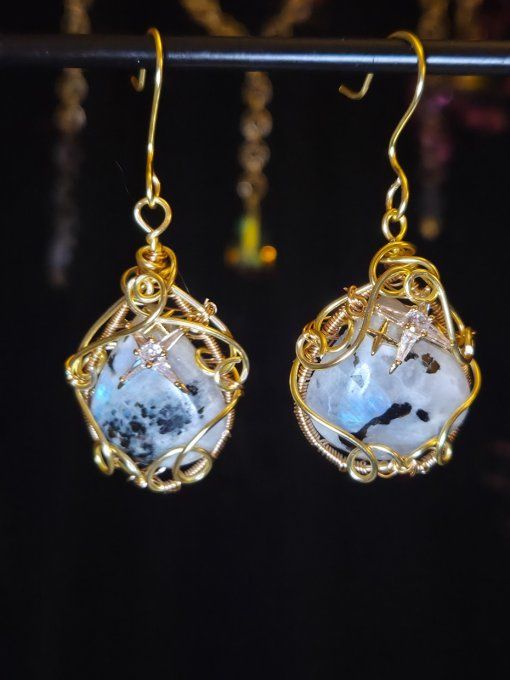 Boucle d’oreille or Pierre de lune ✨ Péristerite ✨  