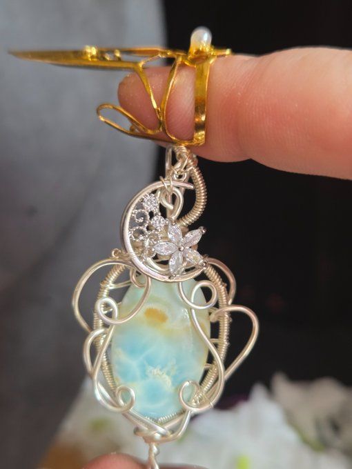 Pendentif Calcite caribéenne ✨serenité &energie positive  .