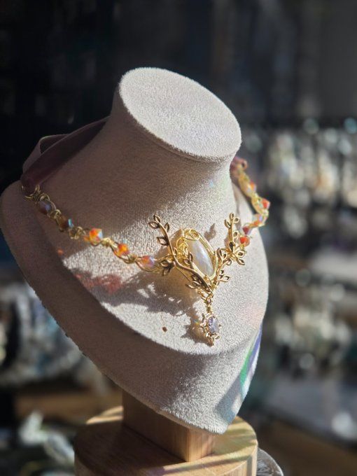 Constellation du Paon -Collier Belomorite