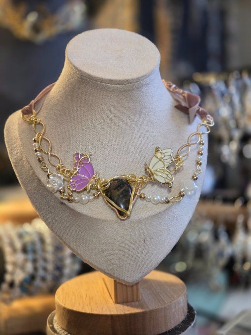 Collier Fortuna - chalcopyrite.