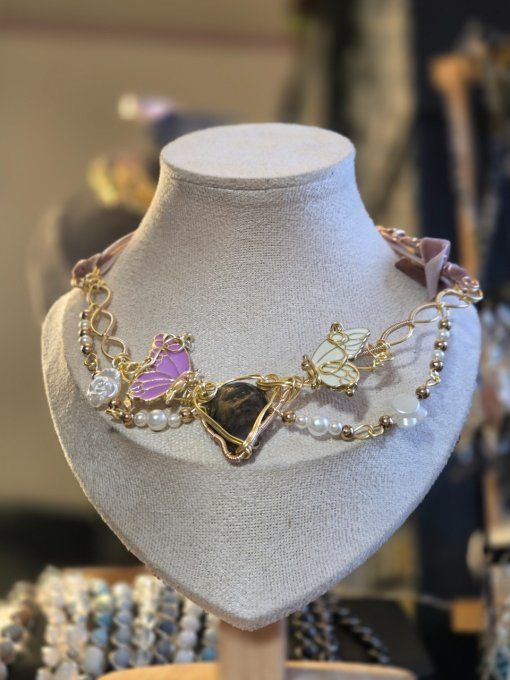 Collier Fortuna - chalcopyrite.