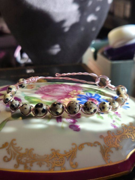 Bracelet Sur Mesure – Jaspe Dalmatien  -Serenité et protection.