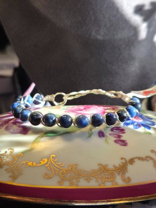 Bracelet dumortiérite -calme, intuition &maîtrise de soi. 