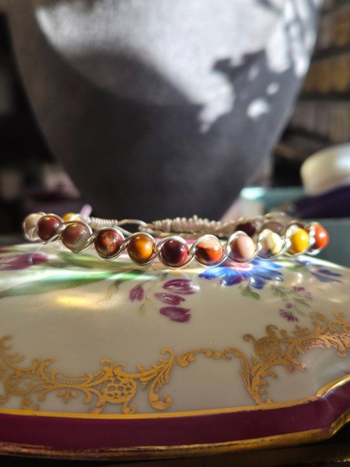 Bracelet Jaspe Mookaite – Joie, Énergie & Protection   