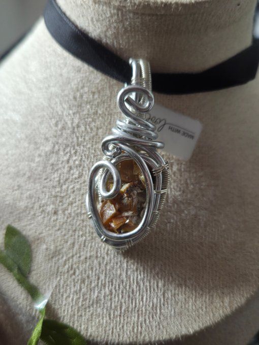 Amulette Wulfenite✨❤️ energie passion et sexuelle