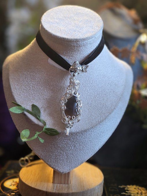 Amulette Pierre de soleil noire -Joie, Vitalité & Protection